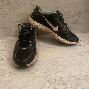 Nike woman’s size 8 used in good condition